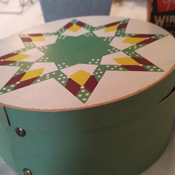 Two Pieces Of Vintage House Items - Picture 3 of 9